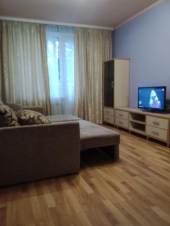 2 К Квартира Между Двумя Станциями Метро Студенческая И Академика Павлова Carcóvia Exterior foto